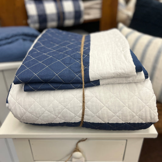 Quilt Queen Cabana Navy